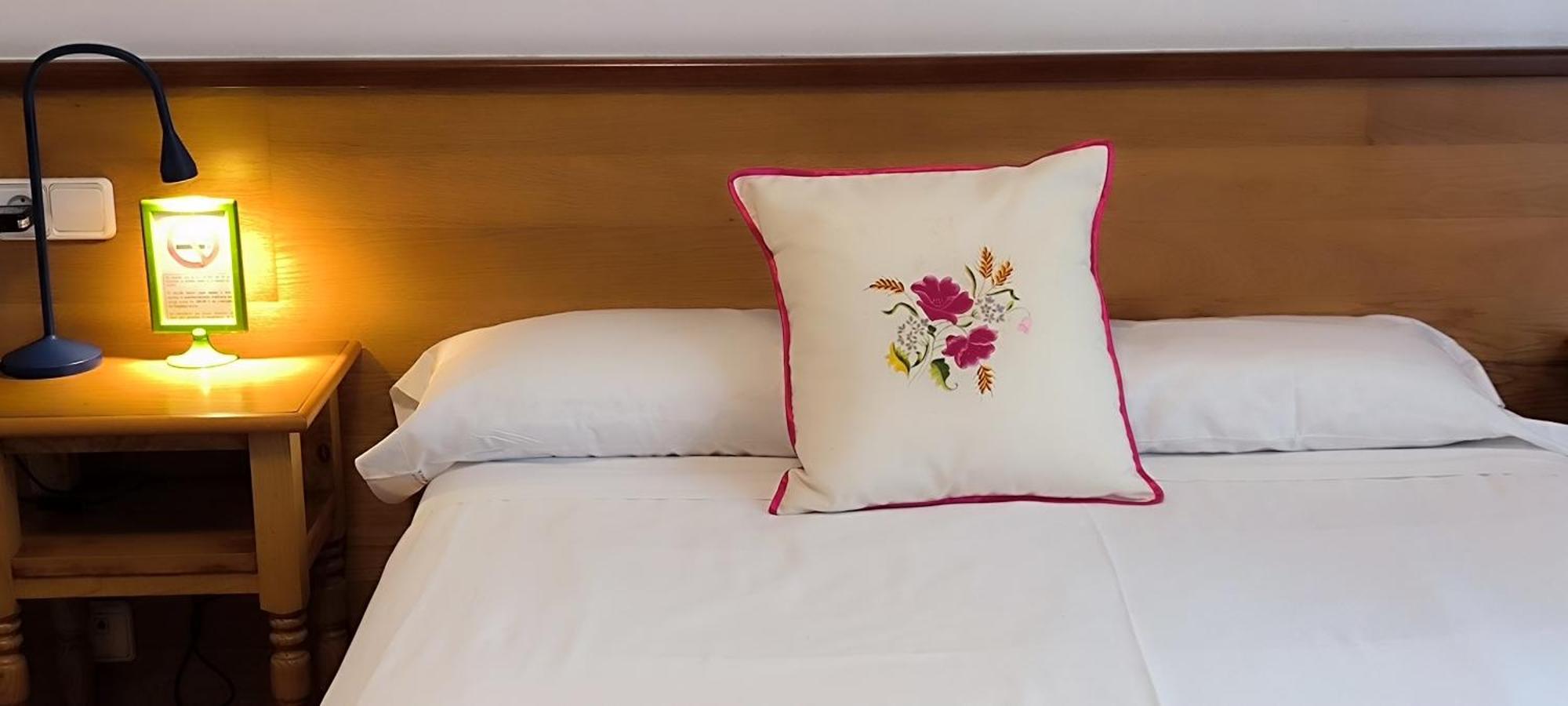 Hotel A Marisqueira I Aeropuerto A Coruna Oleiros Room photo